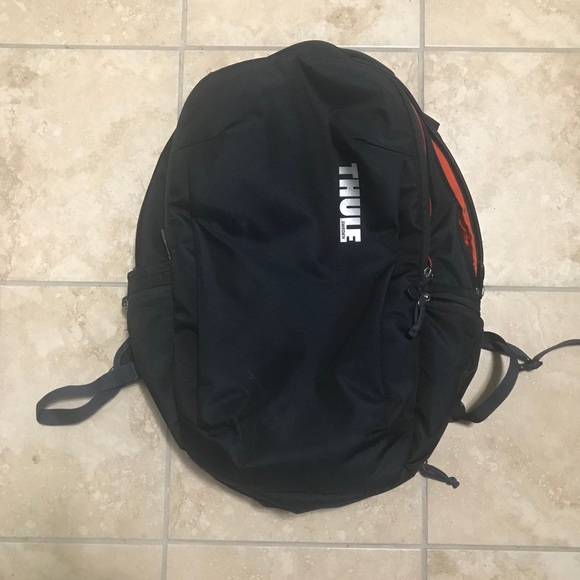 thule subterra 30l